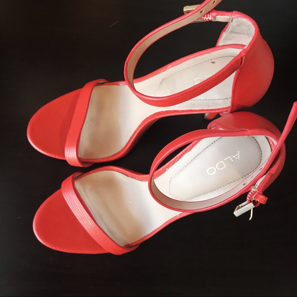 Aldo strappy orange 🍊 shoes 8.5